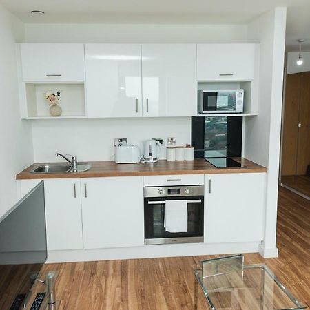 Studio Apartments Free Street Parking Subject To Availability Manchester Eksteriør billede