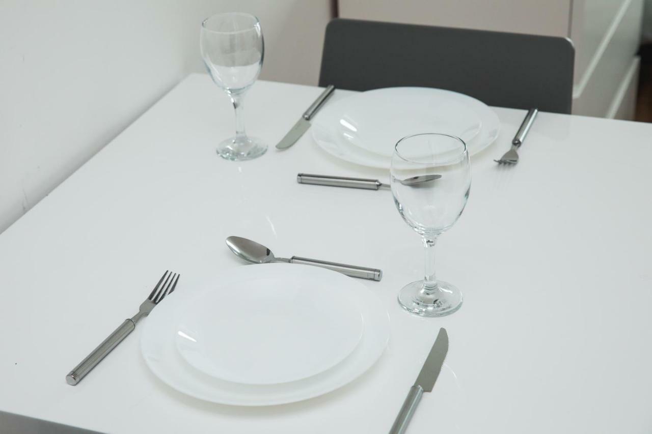 Studio Apartments Free Street Parking Subject To Availability Manchester Eksteriør billede