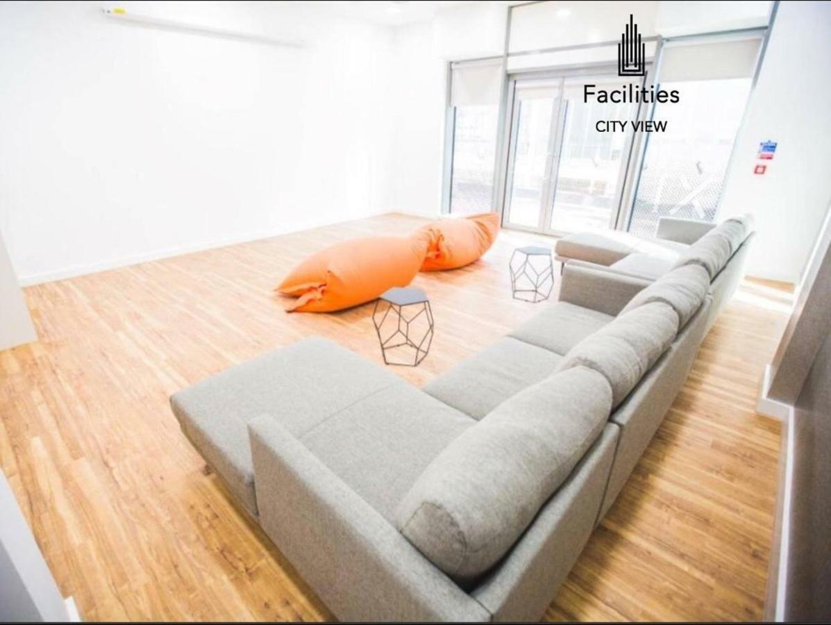 Studio Apartments Free Street Parking Subject To Availability Manchester Eksteriør billede