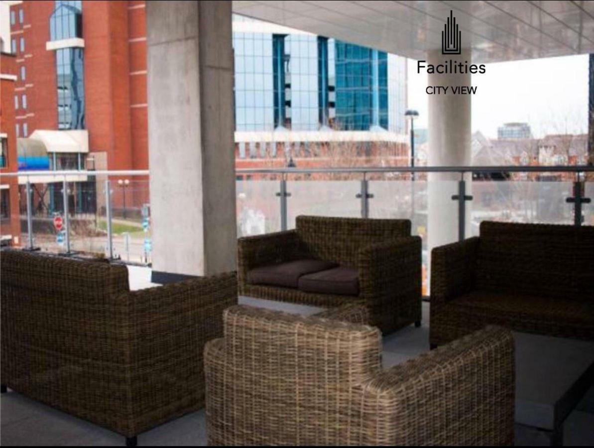 Studio Apartments Free Street Parking Subject To Availability Manchester Eksteriør billede